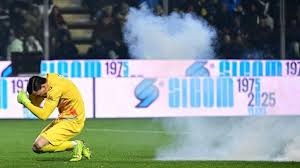 CBA-北京战胜江苏 周琦与裁判交流