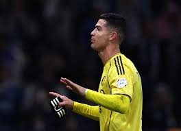 米体：联赛14轮不胜，佛罗伦萨多名球员及其家人遭死亡威胁